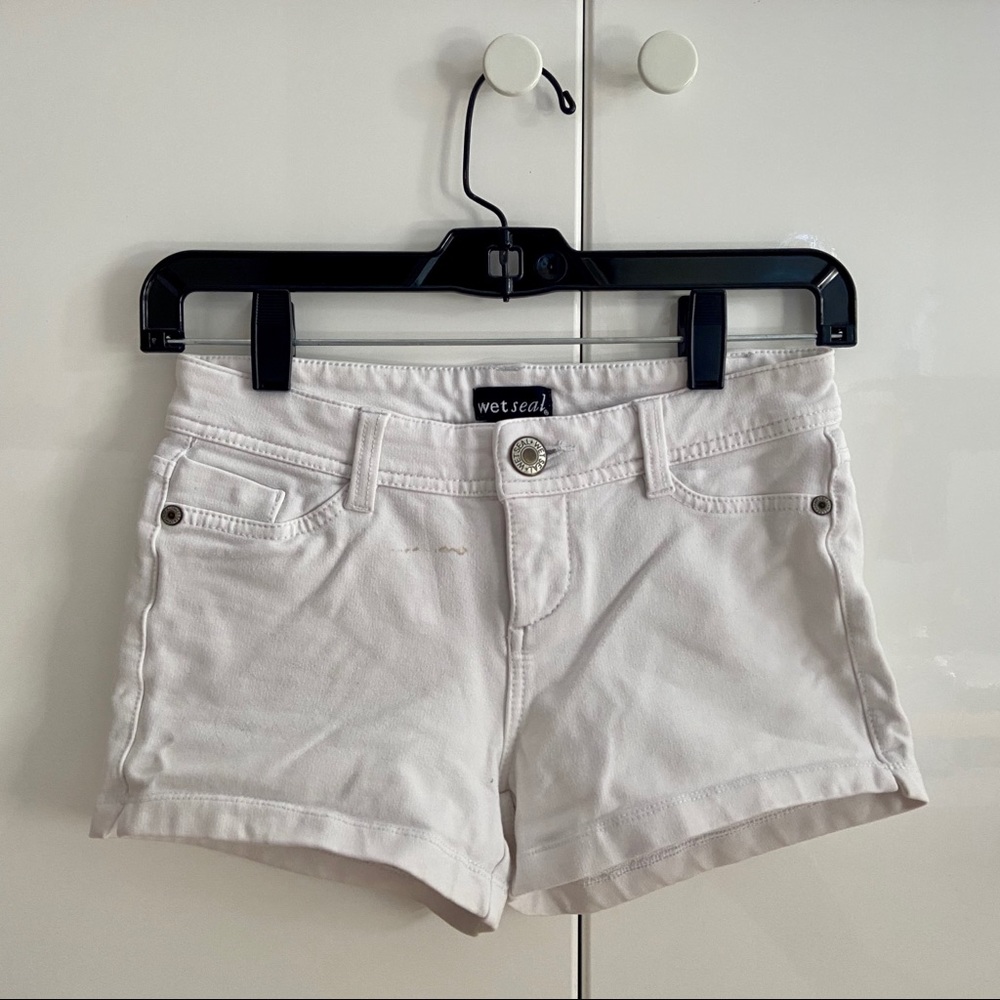 Wet Seal Low Rise White Shorts